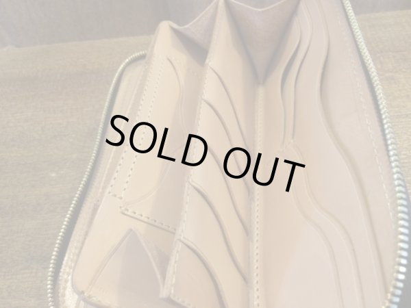 画像4: 【栃木レザー製】ラウンドジップウォレット『黒い三連星』 (4)