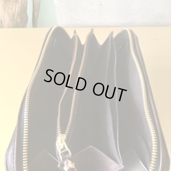 画像4: 【30％OFF】【レーデルオガワ製コードバン使用】ラウンドジップウォレット『ビッグキルティング』 (4)