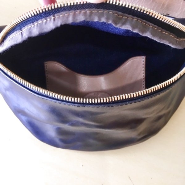 画像3: 【30％OFF】【栃木レザー製】ウエスト兼ボディーバッグ『TW-WABY(BK)』 (3)