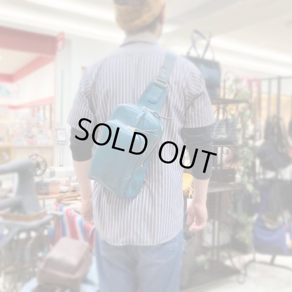 画像9: 【イタリアンレザー使用】『ボディーバッグ(BL)』 (9)