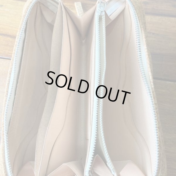 画像4: 【カピバラレザー使用】ラウンドジップウォレット『TW-ROB(CACA)』 (4)